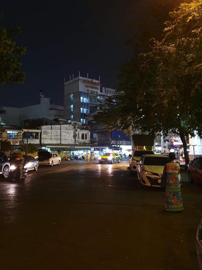 Baan Wualamphong บ้านวัวลำพอง Bangkok Dış mekan fotoğraf