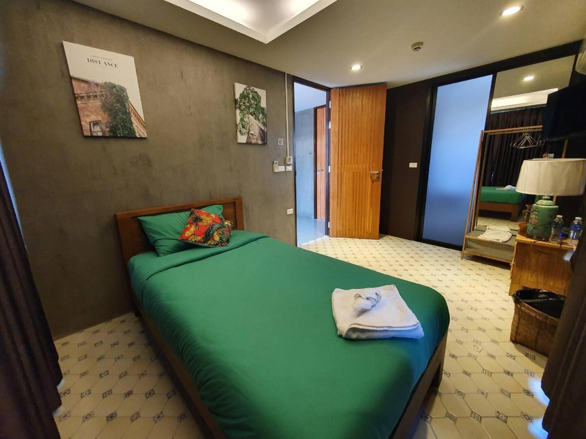 Baan Wualamphong บ้านวัวลำพอง Bangkok Dış mekan fotoğraf